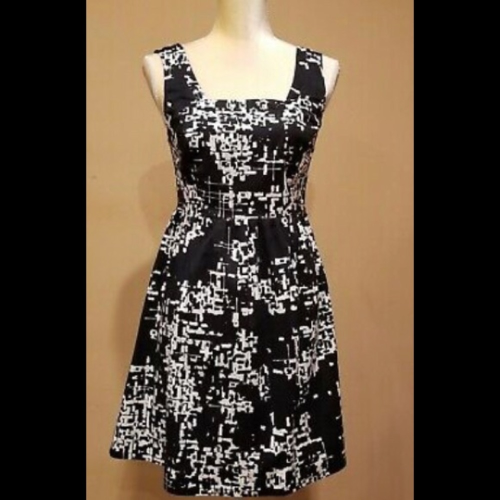 Be bop black and white dress